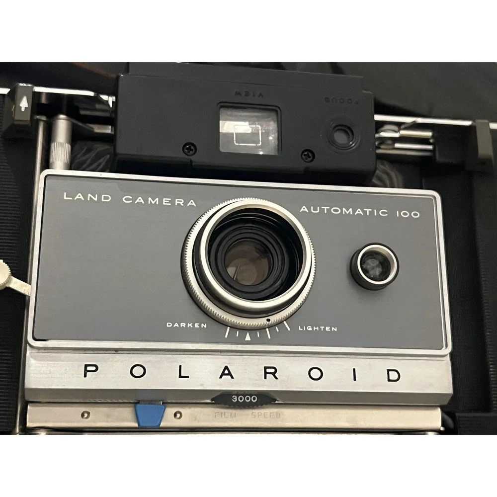 Polaroid‎ Automatic 100 Land Camera 3000 Film Speed Vintage Flashbulbs Case